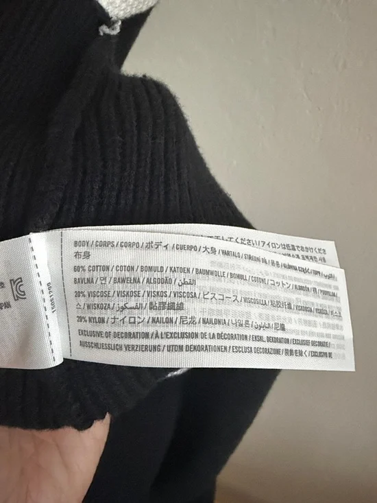 A&F Mara Button Up Sweater Vest - Picture 3 of 4